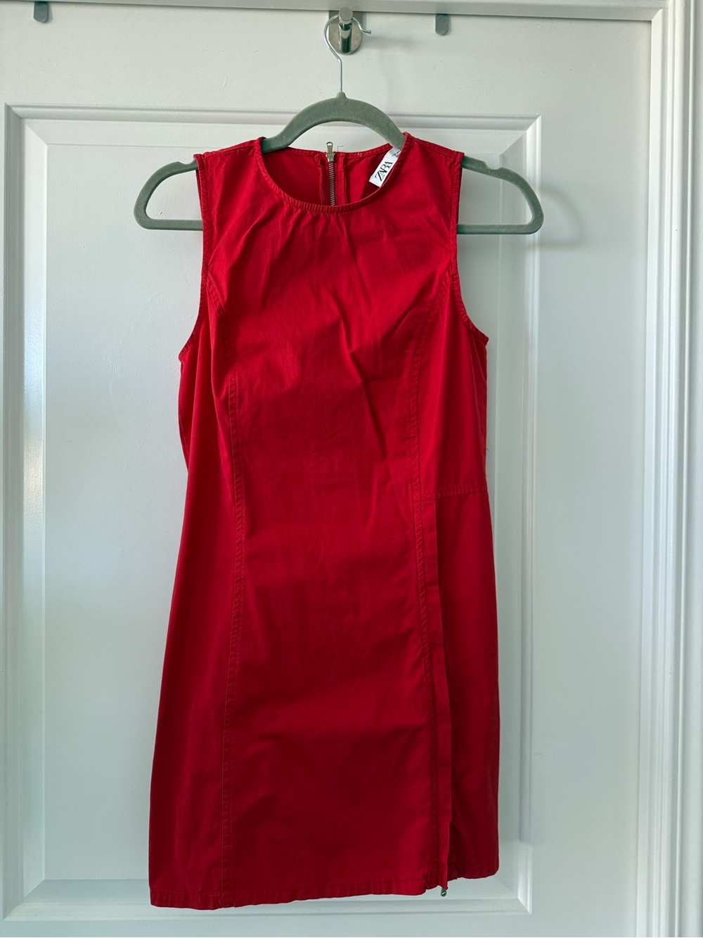 Red Sleeveless Dress